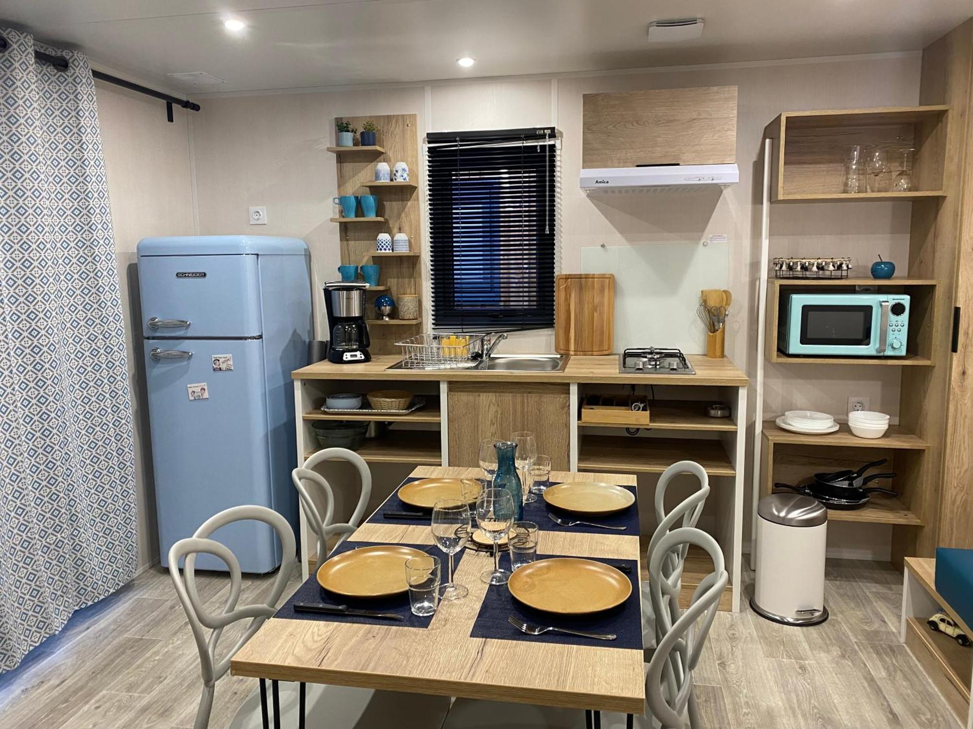 Camping Pays De Beille 레 카반느 외부 사진
